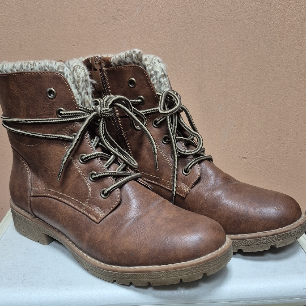 TAXI- ANKLE BOOTS